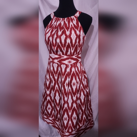 Dress - Picture 1 of 6